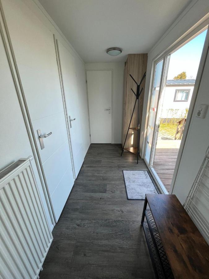 Chalet Op Gezellige Familiecamping Bij Zee Kamperland