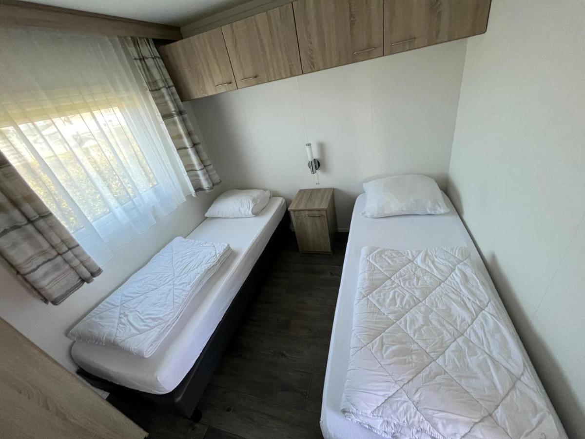 Op Gezellige Familiecamping Bij Zee Chalet *