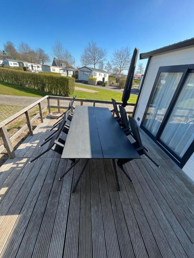 Op Gezellige Familiecamping Bij Zee Chalet *